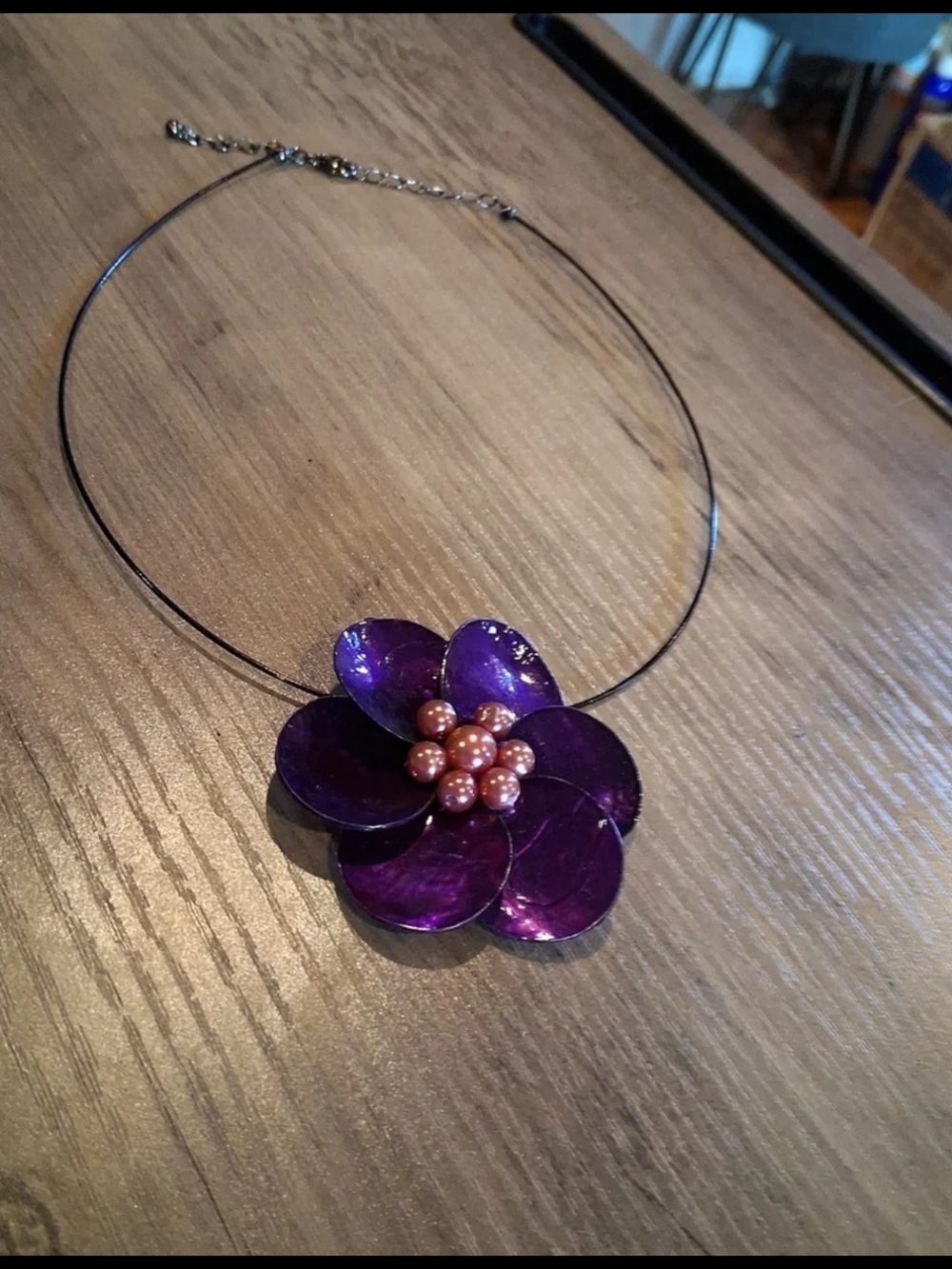 AeraVeda Purple Mother of Pearl Shell Flower Choker Necklace - Pristine Vintage